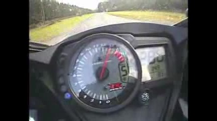 Ускорение на Suzuki GSXR 1000 K7 от 0 до 299 km/h