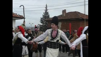 Песента на село Ярджиловци със снимки 