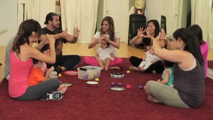 Страшна пародия на Psy Gangham Style от майки и бебета