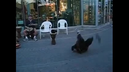 Justin Bieber Breakdancing age 8