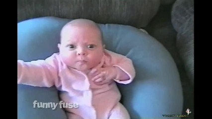 Бебе с движения на нинджа