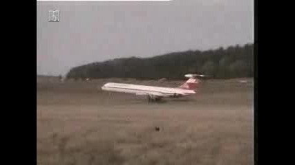 Ил - 62 Аварийно Приземяване -на полето!