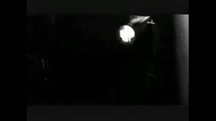 Paramore - Let the Flames Begin