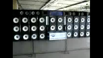 Стена с Turbo Bass