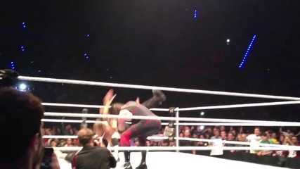 Daniel Bryan Chokeslams Seth Rollins In Perth 2013