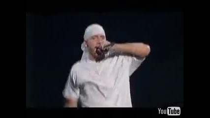 Eminem - Live Sing For The Moment 