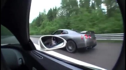 Nissan Gt - R унижава Bugatti • луд драг на Unlim 500+ !