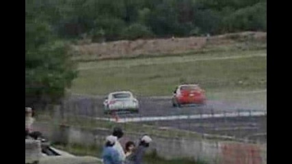 Audi Размазва Jetta