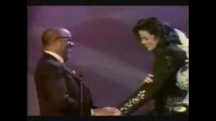 Michael Jackson (is Laughing) 