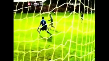 Fernando Torres #9 Put your hands up 