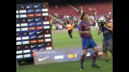 Барса представи ибрахимович пред 50 000
