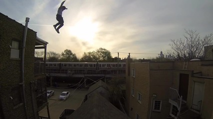 Скок от покрив, Итън Суонсън, професионален каскадьор