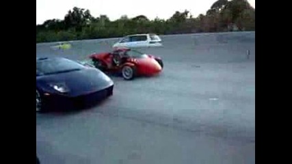 Lamborgini Murcielago Vs. T - Rex