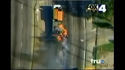 Полицията в Далас преследва камион
