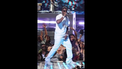 Trey Songz ft. Gucci Mane & Wiz Khalifa - Bottoms Up ( Remix ) 