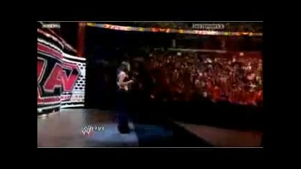 trish stratus returns to host raw
