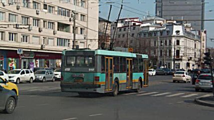 Ikarus 415t în București 8 ultima parte.wmv