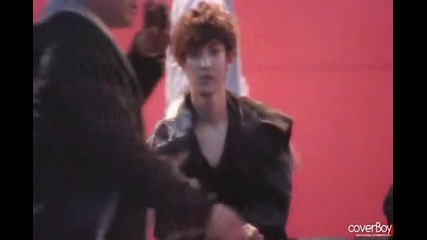 120430 Exo-k fansign fancam - Chanyeol to fans