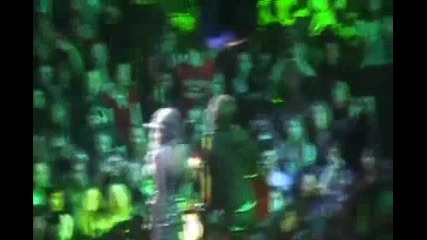 Boys Like Girls ft. Taylor Swift - Two is better than one (first time live) 