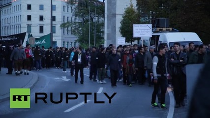 Germany: Hundreds of Shia Muslims march through Munich to mark Ashura