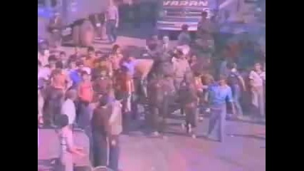 Kemal Sunal - Ibrahim Zubukzade Cami Yaptiriyor