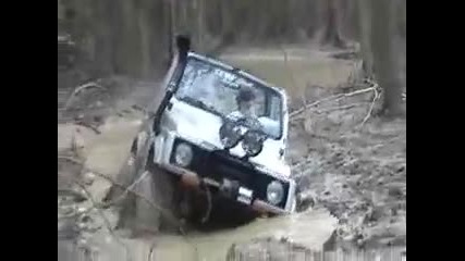 Suzuki Samurai Off - Road