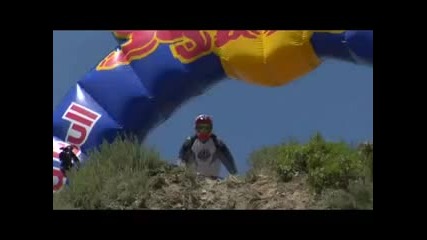 Downhill Red Bull race (много луди хора) 