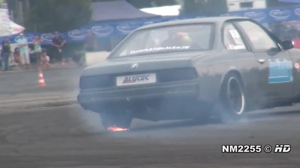 Много Як Дрифт От Bmw 6 E24 V8