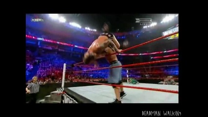 John Cena елиминира Cm Punk / Royal Rumble 2011 