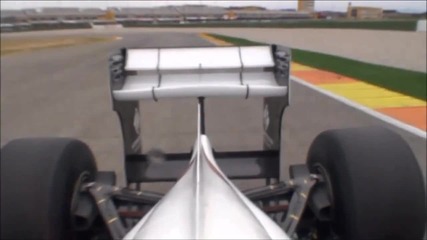 кадри от действието на задното крило на Sauber C30 