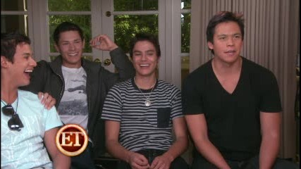 Et - New moon wolfpack