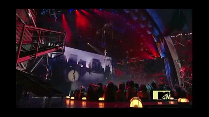 Уникалното представене на Pink със песента sober [наградите на mtv]