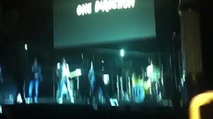 One Direction - One Thing (showcase Paris 03.11)