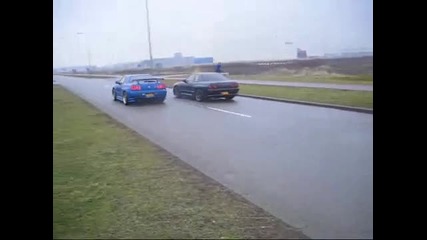 Skyline R34 vs R32 