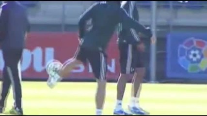 Cristiano Ronaldo & Mesut Ozil Amazing Ball Control