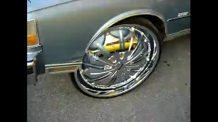 Box Chevy On 28s 