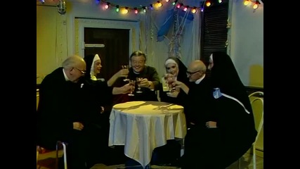 The Benny Hill Show - S14е01 - Superteech (05.01.1983)