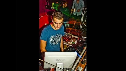 Christian Green feat Dee - Reflections (original Radio Edit)