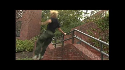 Прескок със завъртане. Училище за паркур и фрийрън. Parkour and freerun.