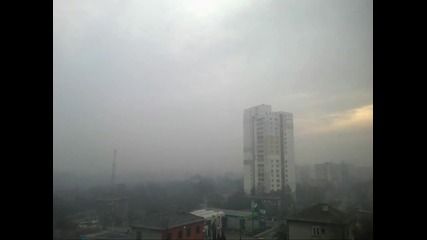 Time lapse - Ниски слоести облаци и лека мъгла в София 12.1.2014