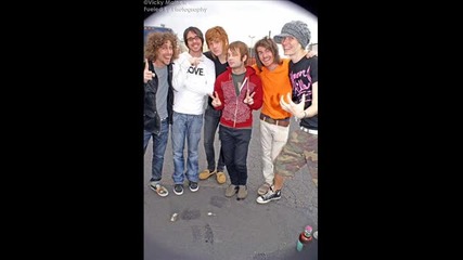 Forever The Sickest Kids - Bundle Up (hq)