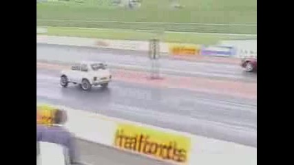 Fiat 500 vs Porsche 