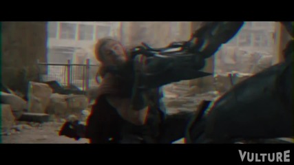 Отмъстителите: Ерата на Ултрон (2015) направен във видео касета стил от 1995 г.