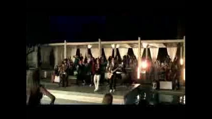 Jonas Brothers - Burning Up Превод