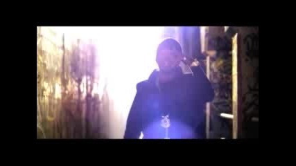 Street Light feat. Sean Garrett [amended Video] by Plies