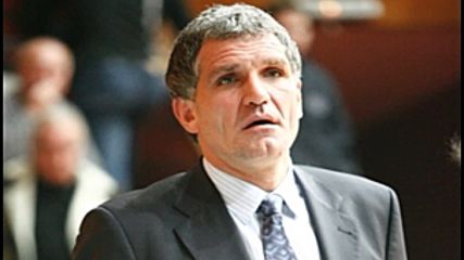 Сашо Везенков