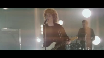 Francesco Yates – Change The Channel ( Official Music Video )