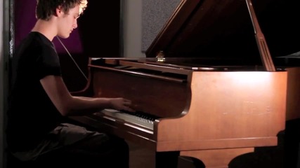 Страхотно изпълнение на love you like a love song (cover by sami)