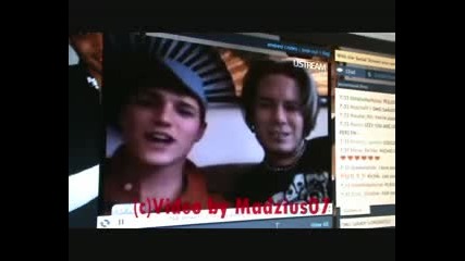 Richie, Izzy, Cayce - on a live chat Part 1 