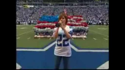 Kelly Clarkson Singing Usa s National Anthem Nfl 